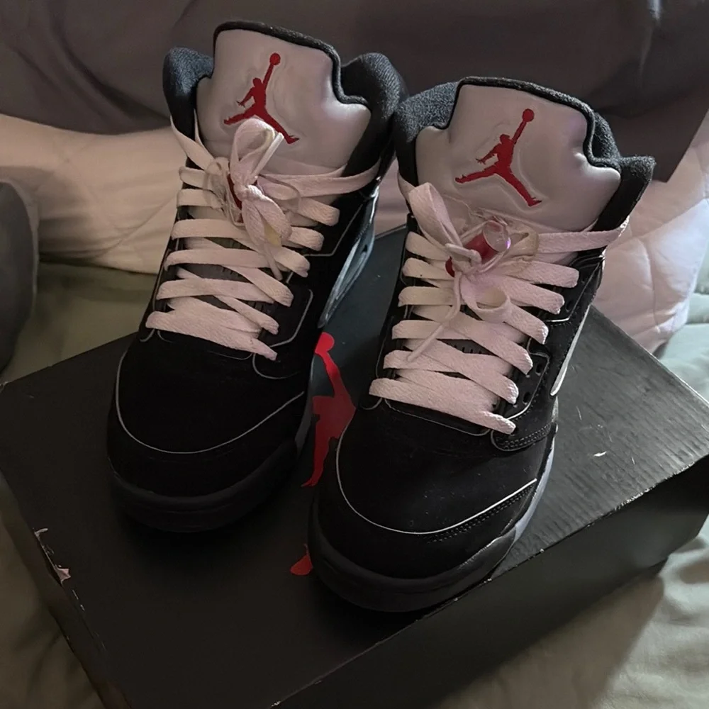 Jordan 5s - Picture 3 of 3